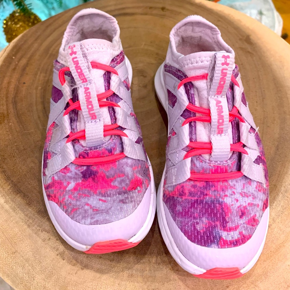 Little girls size 11 under armour sneakers